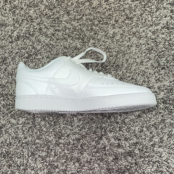 COPY - nike court vision low - Picture 3 of 5